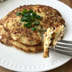 Low Carb Cauliflower Hash Browns | Confessions of a Fit Foodie